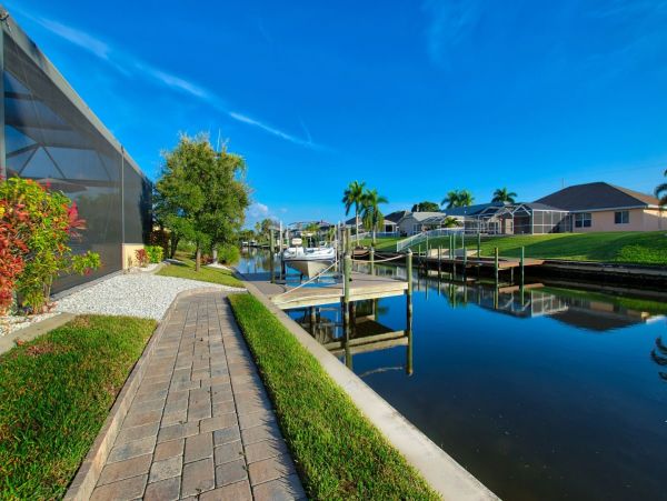3 Bedroom- 3 Bathroom Villa with water views