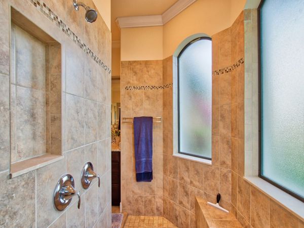 3 Bedroom- 3 Bathroom Villa with water views