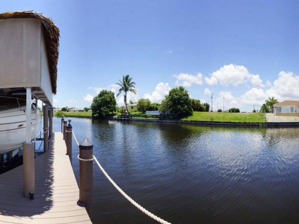 Cape Coral Home 982699
