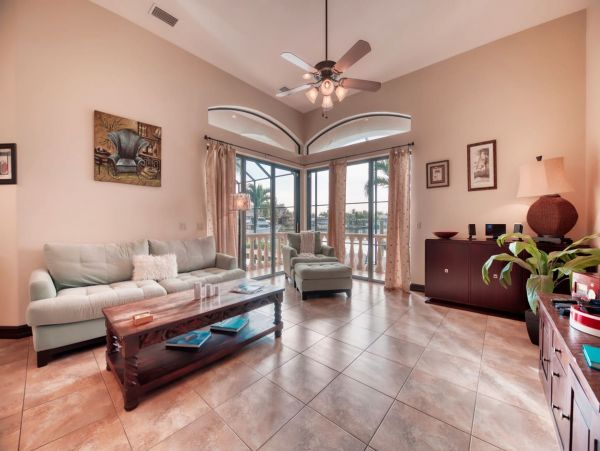 Cape Coral Home 982700
