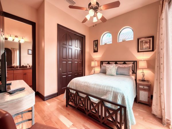Cape Coral Home 982700