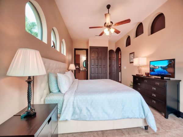 Cape Coral Home 982700