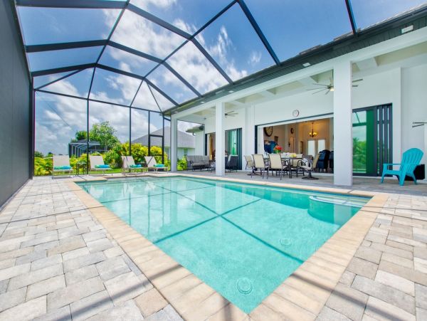 Cape Coral  Canal Front Three Bedroom Vacation Home