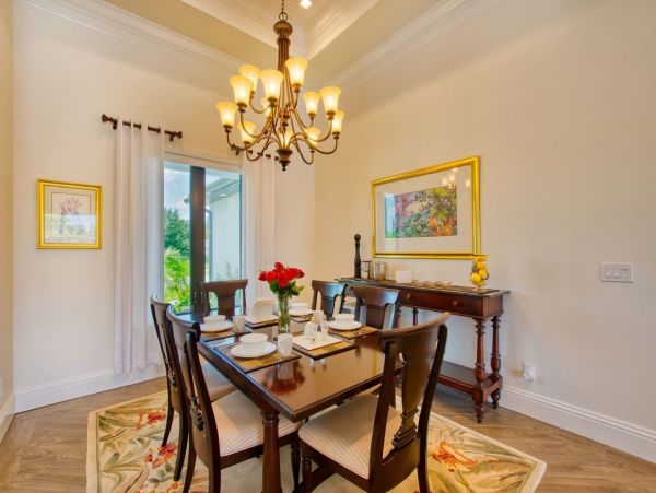 Cape Coral  Canal Front Three Bedroom Vacation Home