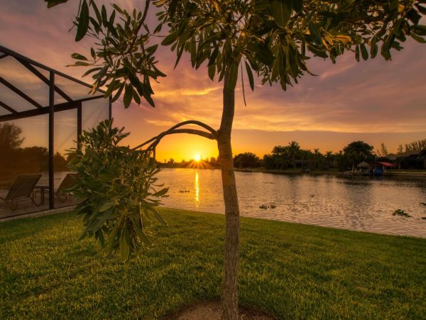 Cape Coral  Canal Front Three Bedroom Vacation Home