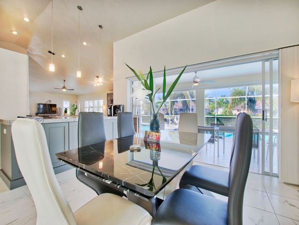 Cape Coral Vacation Rental Home Canal-Front Private Pool