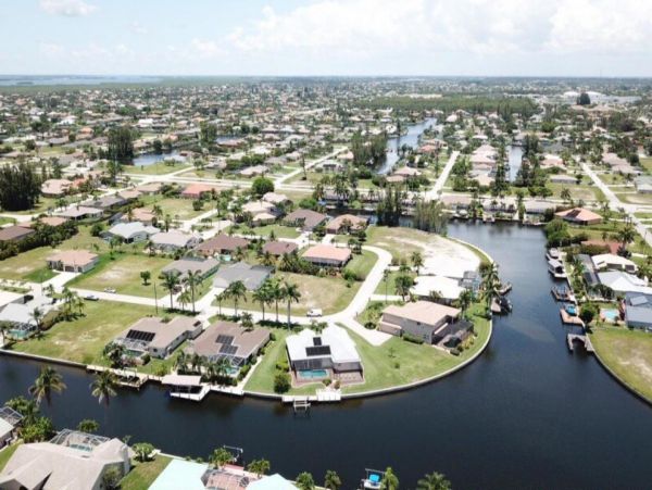 Cape Coral Home 982716