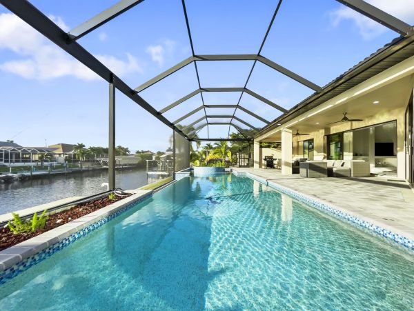 Cape Coral Luxury Vacation Villa Pool