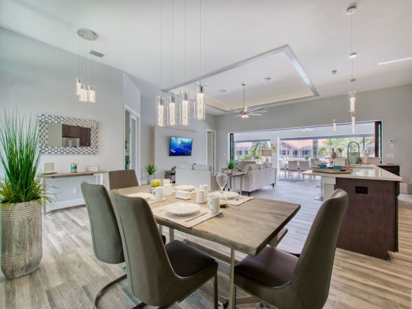 Luxury Cape Coral Vacation Home Three Bedroom