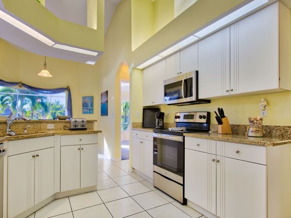 Cape Coral Home 982725
