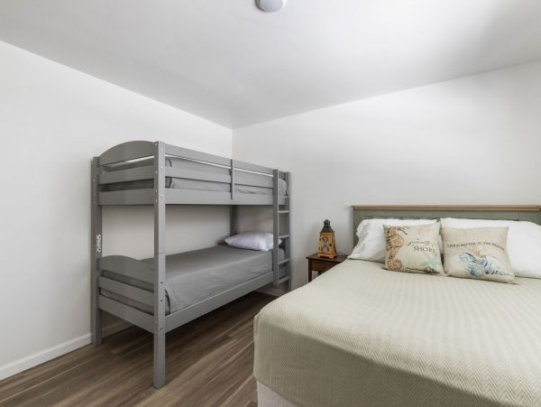 Sarasota Home 982728