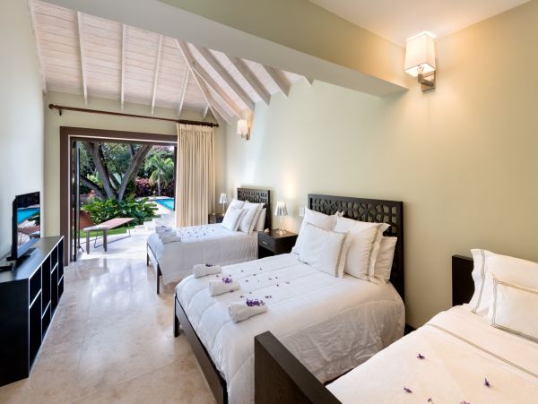 Barbados Home 982750
