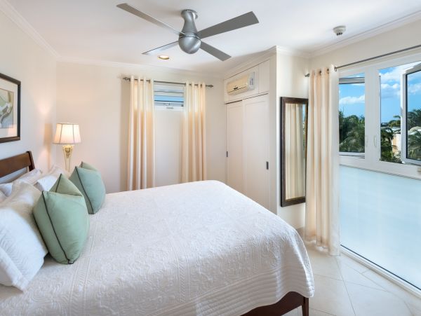 Barbados Condo 982765