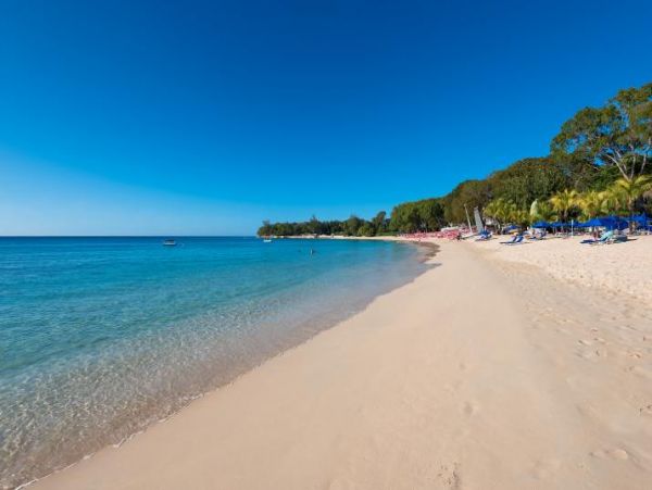 Saint James Vacation Home Walk to Beach Ten Guests