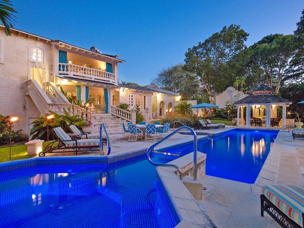 Saint James Vacation Home Walk to Beach Ten Guests