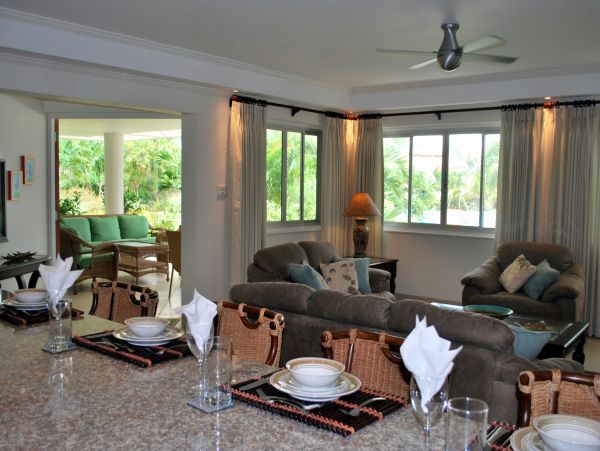 Barbados Condo 982775