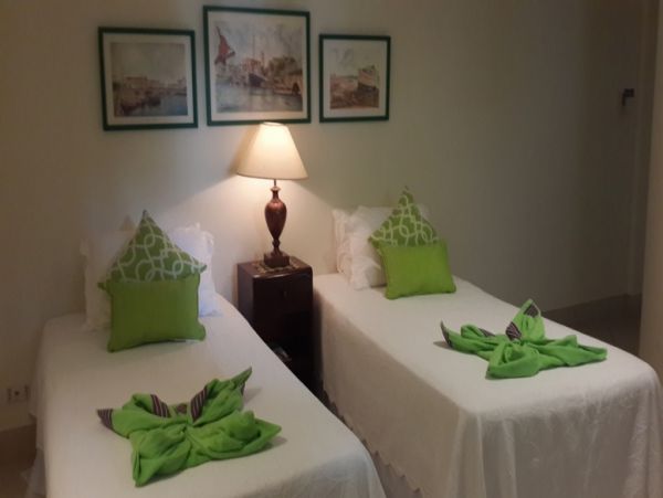 Barbados Condo 982775