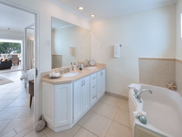 Barbados Condo 982777