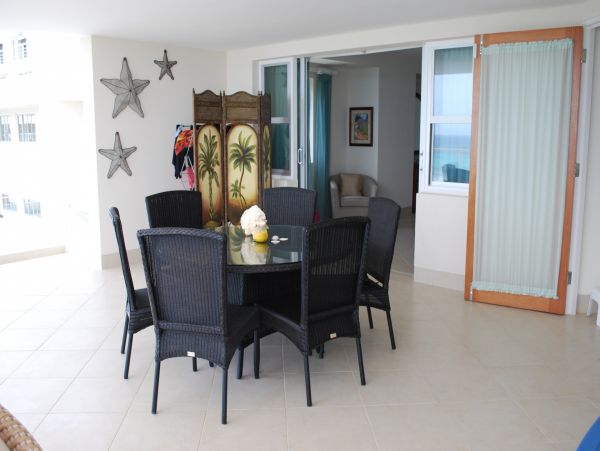 Barbados Condo 982778