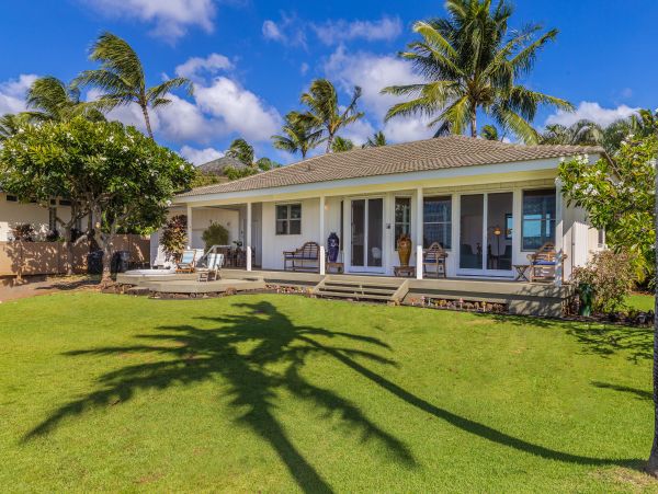 Koloa Beachfront Home with Three Bedroom in Poipu