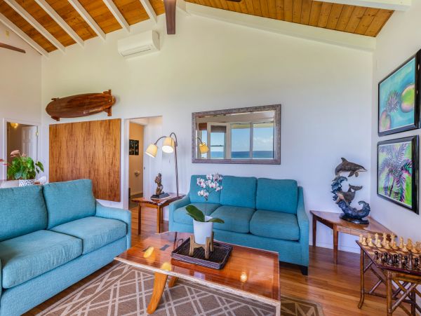 Koloa Beachfront Home with Three Bedroom in Poipu