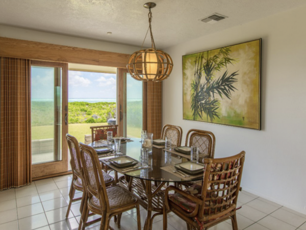 Four Bedroom Beachfront Rental Hawaii Vacation