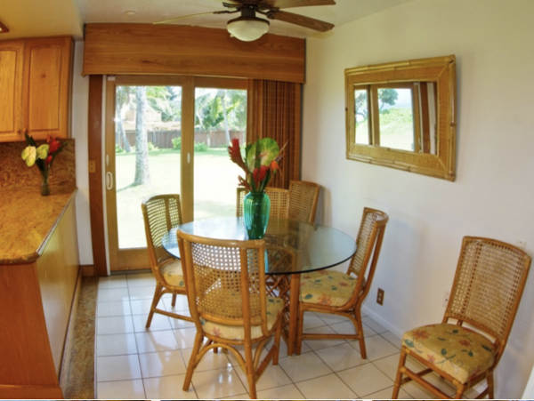 Four Bedroom Beachfront Rental Hawaii Vacation