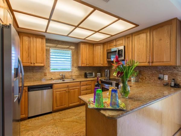 Four Bedroom Beachfront Rental Hawaii Vacation