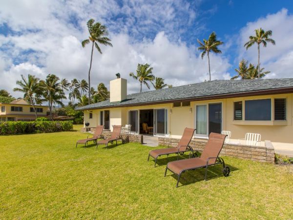 Four Bedroom Beachfront Rental Hawaii Vacation