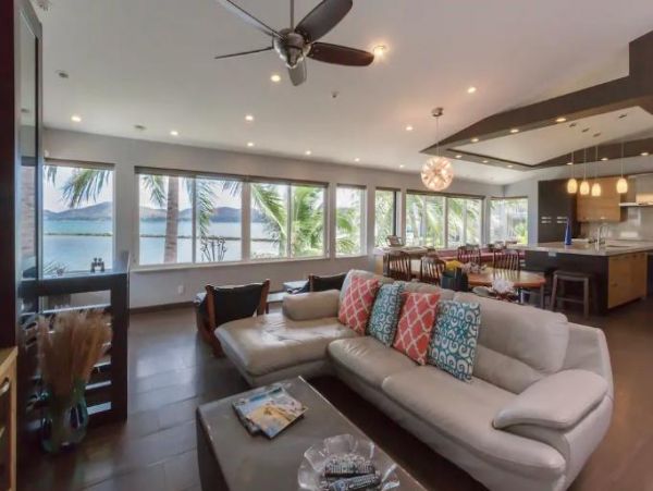 Kailua Lanikai Beach Home 982828