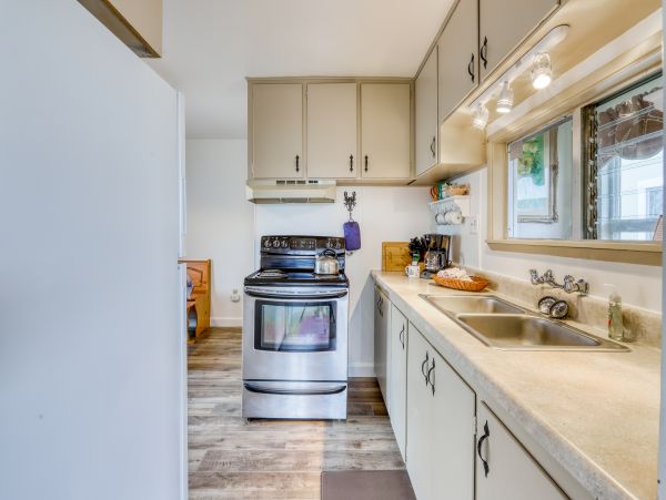 Mendocino Home 982835