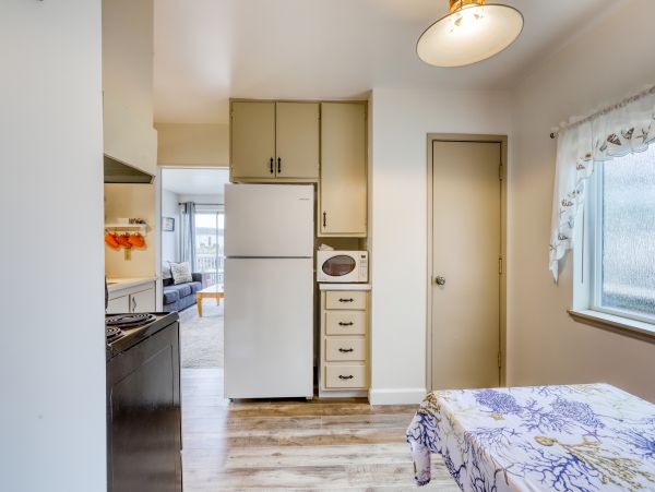 Mendocino Home 982835
