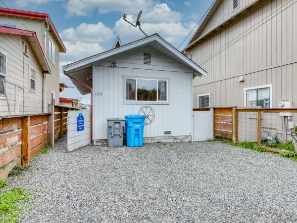 Mendocino Home 982835