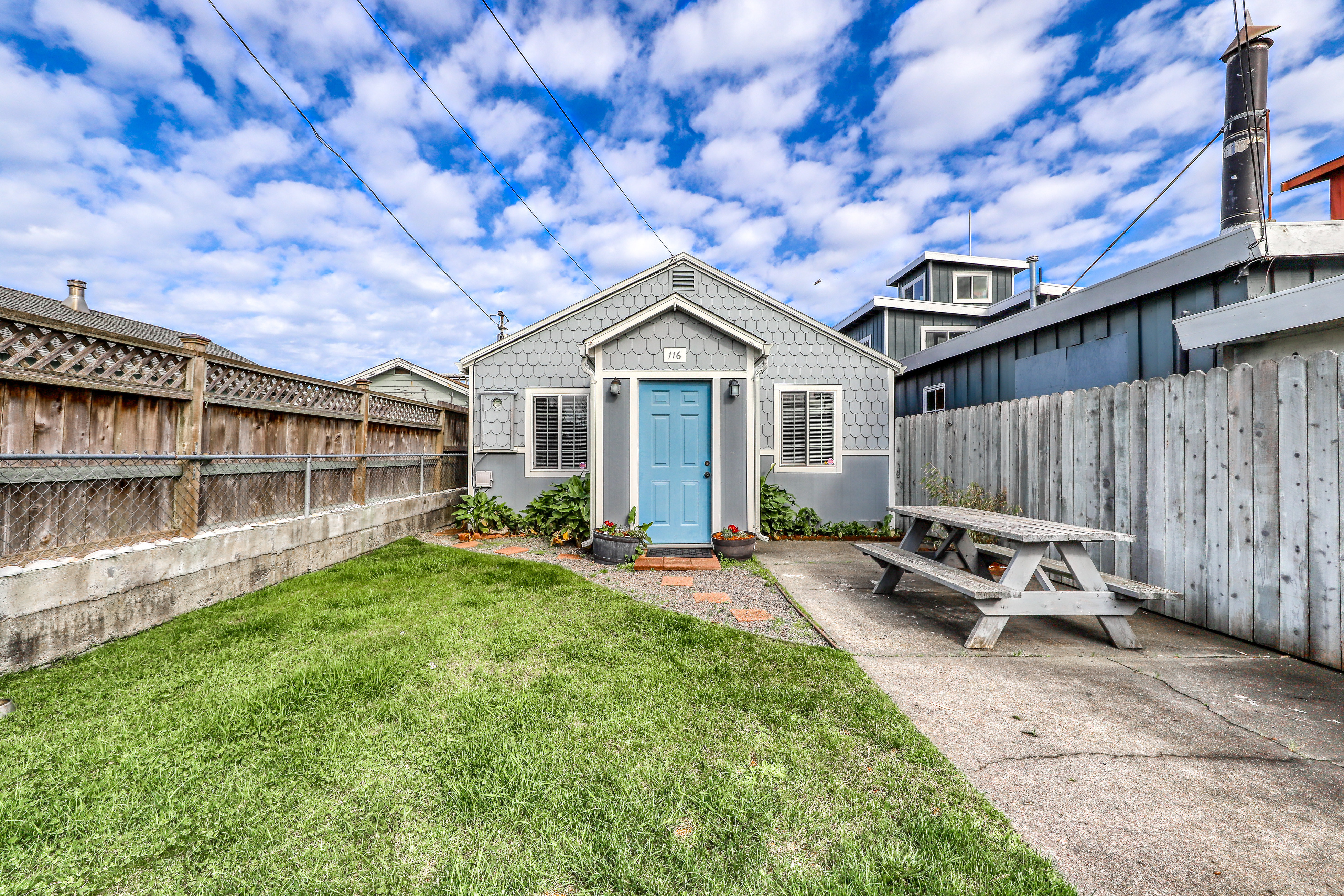Mendocino Home 982836