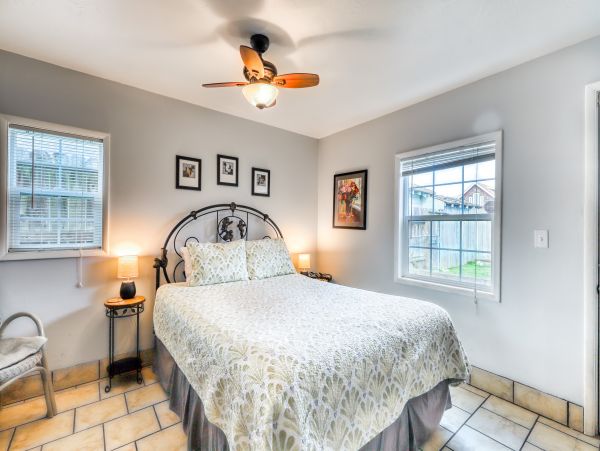 Mendocino Home 982836