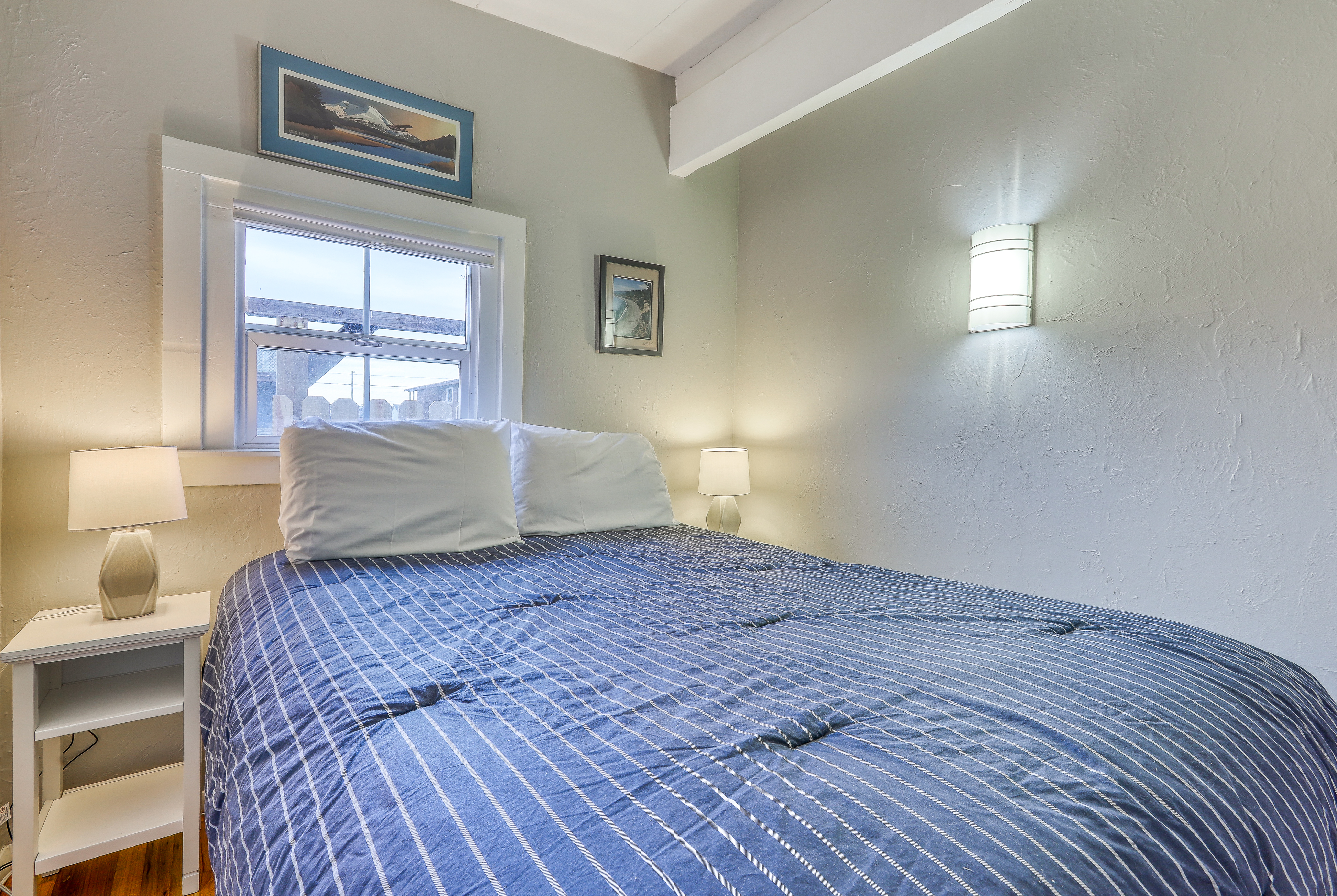 Mendocino Home 982837