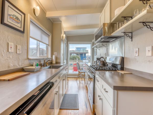 Mendocino Home 982837