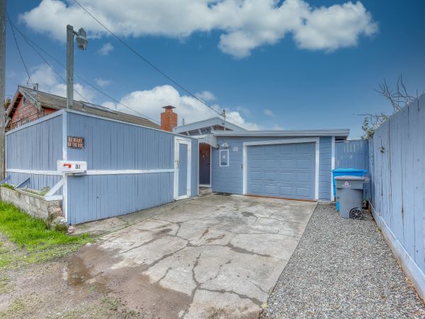 Mendocino Home 982837