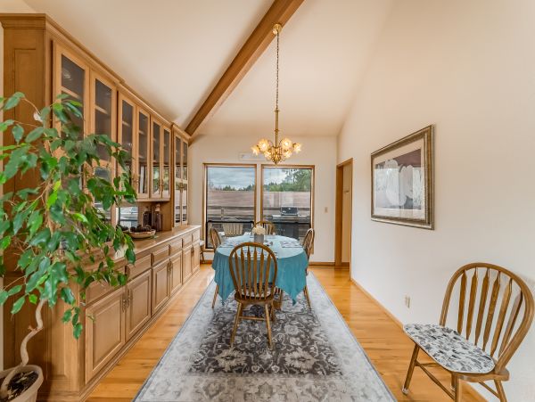 Mendocino Home 982838