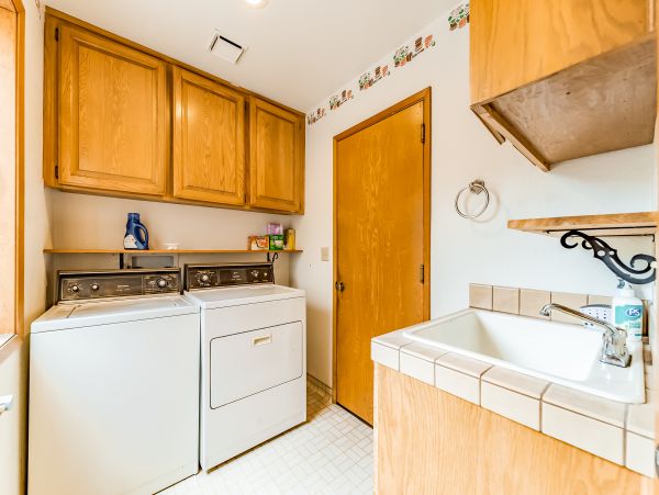 Mendocino Home 982838