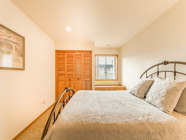 Mendocino Home 982838