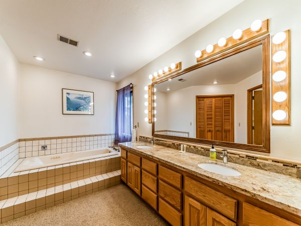 Mendocino Home 982838