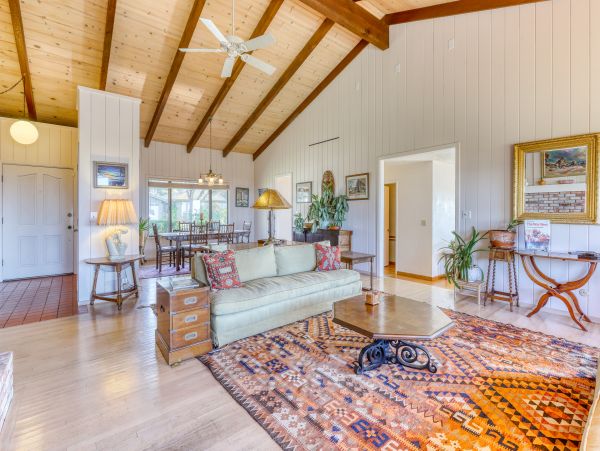 Mendocino Home 982839