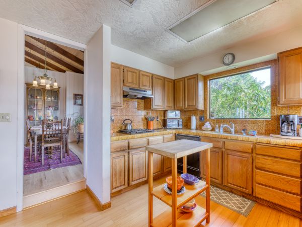 Mendocino Home 982839