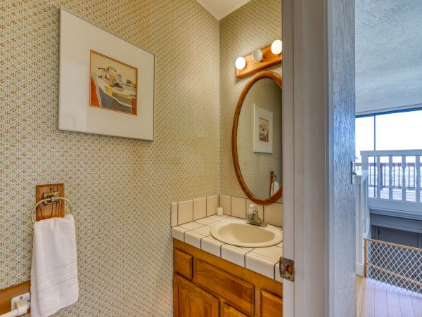 Mendocino Home 982839