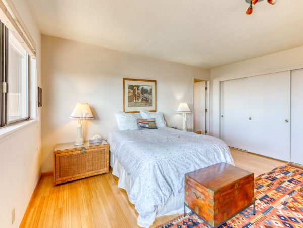 Mendocino Home 982839