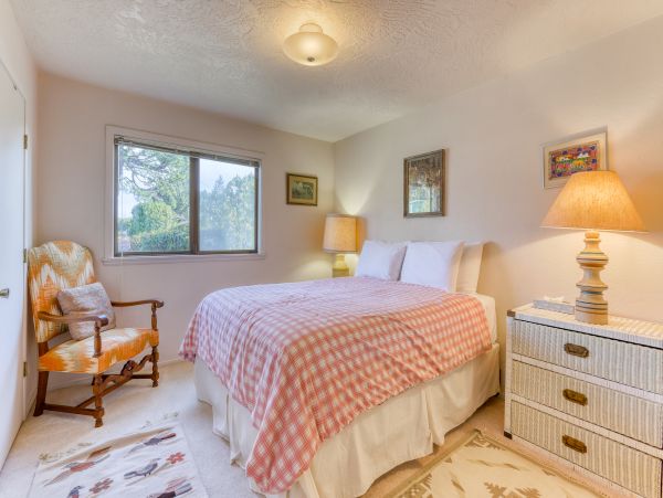 Mendocino Home 982839