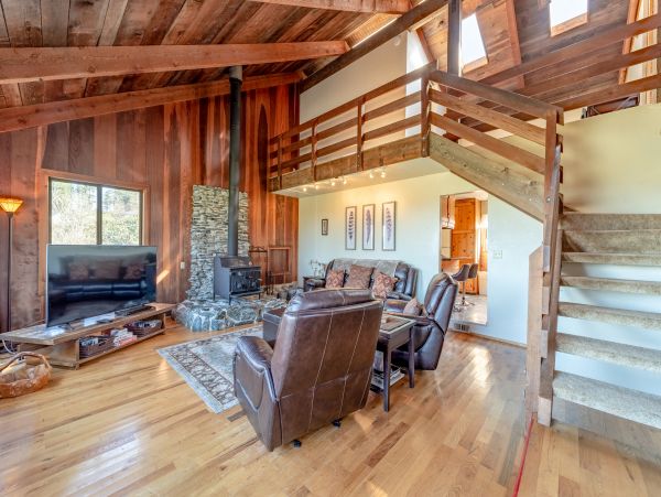 Mendocino Home 982841