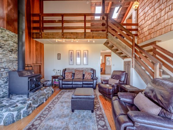 Mendocino Home 982841