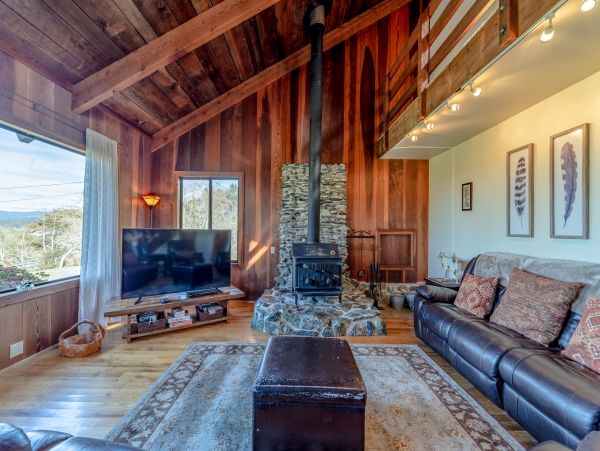 Mendocino Home 982841